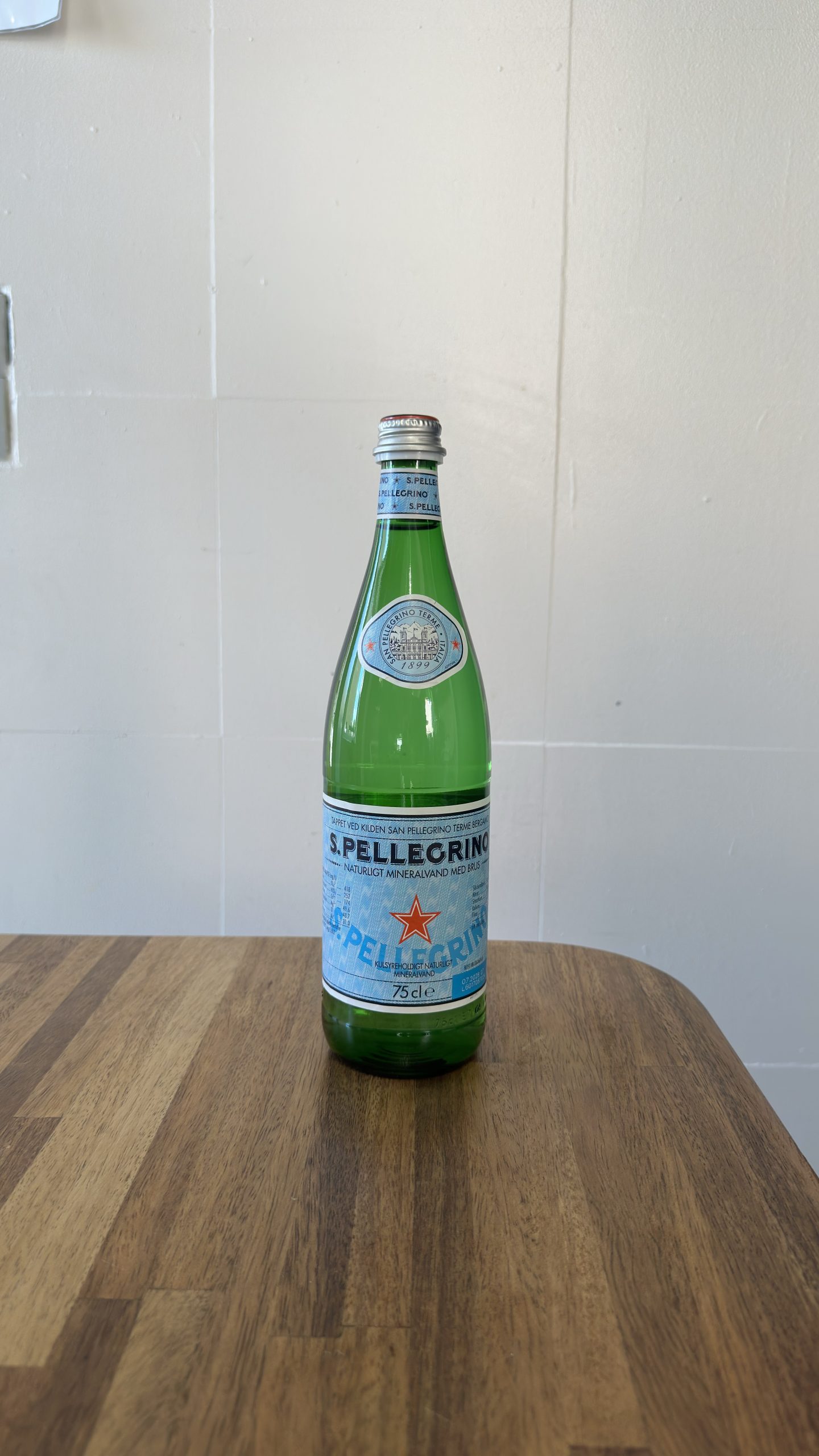 IMG_3247 San Pellegrino med brus 0,75 L - Billede 1